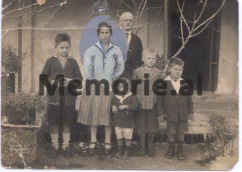 “Babai hapi librarinë e parë në 1914-ën, shkolloi katër djemtë në Europë dhe s’u bë komunist, pasi…”/ Dëshmia e Godivës, e njohur si vajza më e emancipuar e Vlorës