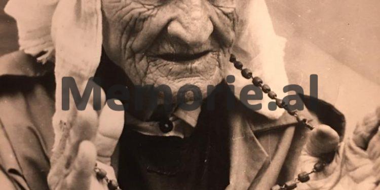 “Kryepeshkopi i gjithë Shqipërisë, Hirësia e tij Paisi Vodica, pasi falënderoi qeverinë dhe gjeneral-kolonel Enver Hoxhën, ia dha fjalën Adil Çarçanit…”/ Kur Kongresi i Kishës Ortodokse, brohoriste për Stalinin