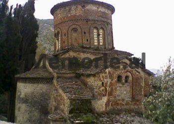 “Në Finiq, sekretari partisë dhe kryetari kooperativës, vanë të hiqnin ikonat e kishës, por u mblodhën 40 gra dhe i rrahën e i…”/ Fjala e Enverit në Byro