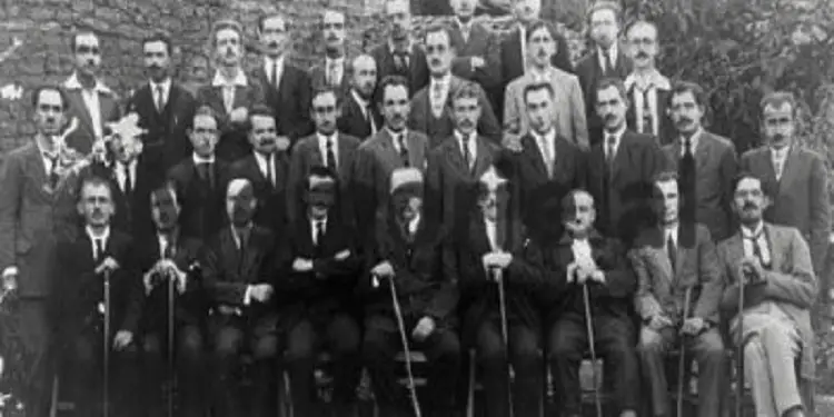 The two brothers were “Martyrs of the Fatherland”, while the father and the other brother were imprisoned as “enemies of the people” after the testimony of the director of the Lushnja Variety Show.