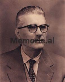 Dr. Faik Turdiu, kirurgu i njohur tiranas që shërbeu 35 vite në spitalin e Zagrebit dhe u vlerësua nga kolegët e presidenti, Franjo Tuxhman