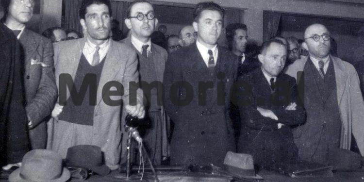 “Përse të lëmë avokatë si Suat Asllani dhe Koço Dilo, ç’i duhen Drejtësisë këta, kur në gjyq thonë se krimineli…”?!/ Fjala e Enverit në ’66-ën kur suprimoi Ministrinë e Drejtësisë