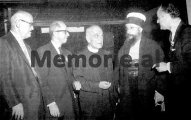 Relacioni për Enverin më 20 prill 1960-të: “Fan Noli rri me kriminelin Baba Rexhepi në Boston dhe foli për mjerimin e Kishës te…”
