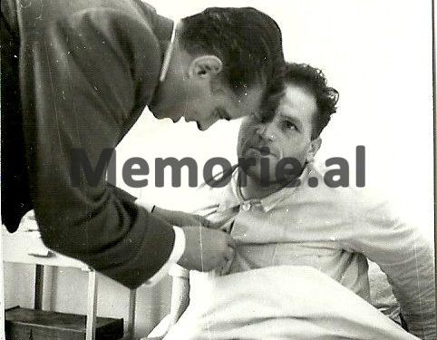 “Misioni sekret në Greqi me krerët e Partisë Komuniste që i sillja në vilën e fshehtë në Tiranë, kur ata i priste, Enveri dhe…”/ Dëshmia e ish-ushtarakut