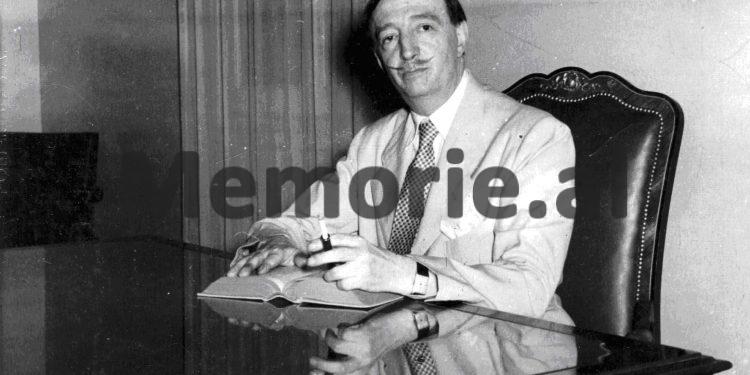 Si i dënoi Mbreti Zog zyrtarët e lartë të implikuar në aferën e “pullave të monopolit” me proçesin e bujshëm që zgjati 5 vjet, në tre shkallët e gjyqësorit