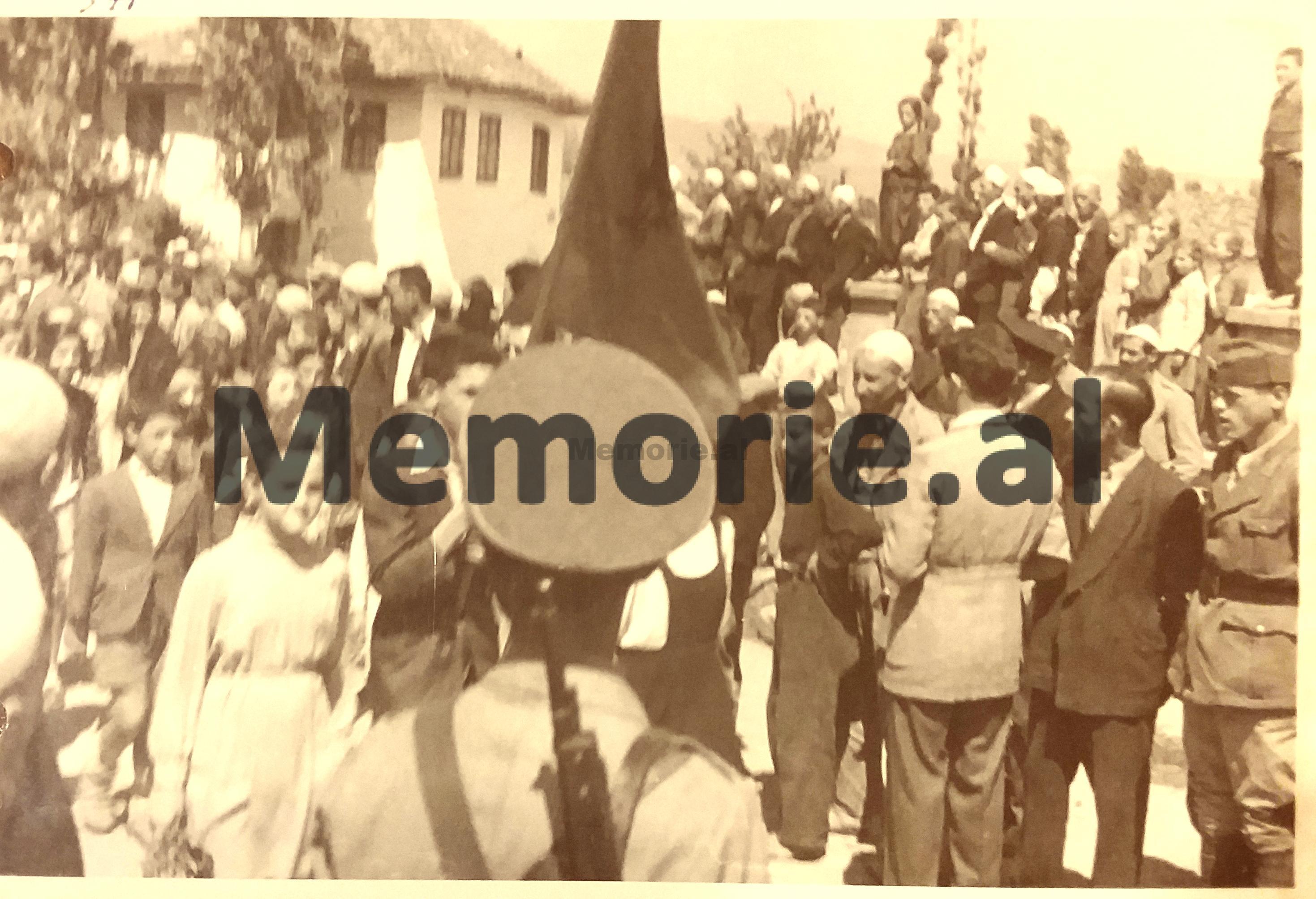 Menejer bilan rus porno Uxlayotganda osiyolik ayolni sikishdi