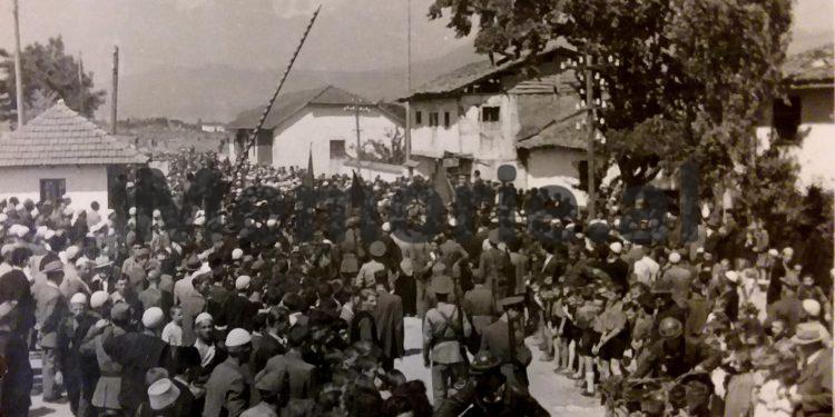 “Në qelitë e burgut në Shkodër pasi më lidhën këmbë e duar me tela, më torturuan barbarisht dhe…”/ Historia e panjohur e shkodranit që ruajti maskën e Fishtës