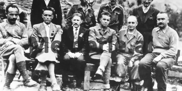 Dëshmia e rrallë e korrierit: “Qemalin e mbajtëm tre vjet në shtëpi, pasi Hasan Stafa, i’a la amanet babës tim, i cili më 6 maj ’42, i tha Enverit: gjakun e atij djali ta kërkoj ty…”