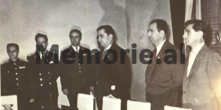 “Si e eliminoi Sigurimi xhaxhanë tim, Shefin e Kundërzbulimit të Kufirit Verior dhe alibia që përdori Kadri Hazbiu…”/Dëshmia e kolonelit, me vëllanë “agjent të CIA-s”