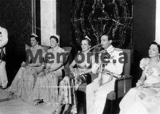 1 maj 1938-të, tragjedia ajrore me 19 viktima që “varrosi” hartën arkeologjike të Shqipërisë, dhuratat e dasmës së Mbretit Zog, dhe ku humbi jetën ambasadori, Xhaferr Vila