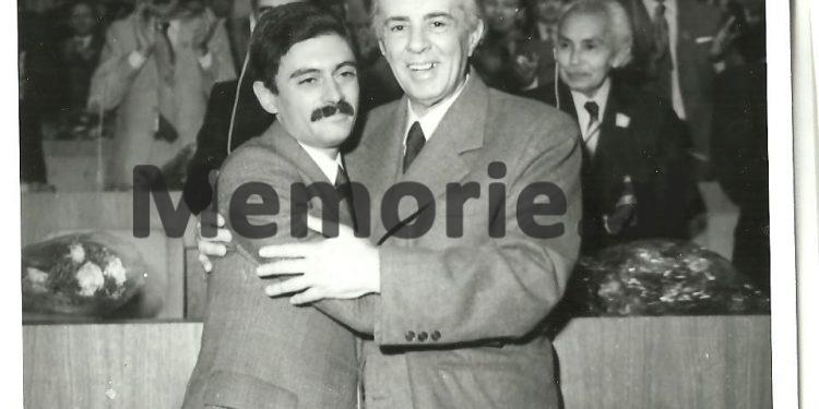 “Si e shoqërova për 12 vite krye-komunistin e Polonisë, që rrinte ilegalisht në vila sekrete, ku vinin Enveri, Hysniu, Ramizi dhe…”/ Dëshmia e rrallë e përkthyesit