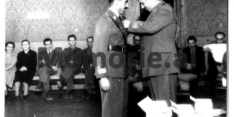 “Enveri ndiqte gjyqin nga zyra e tij dhe na tha: dënoheni ju gjeneral Dali Ndreun e Lirinë, se do i fali Partia’, por…”/ Dëshmia e rrallë e ish-nënkryetarit të Gjykatës së Lartë