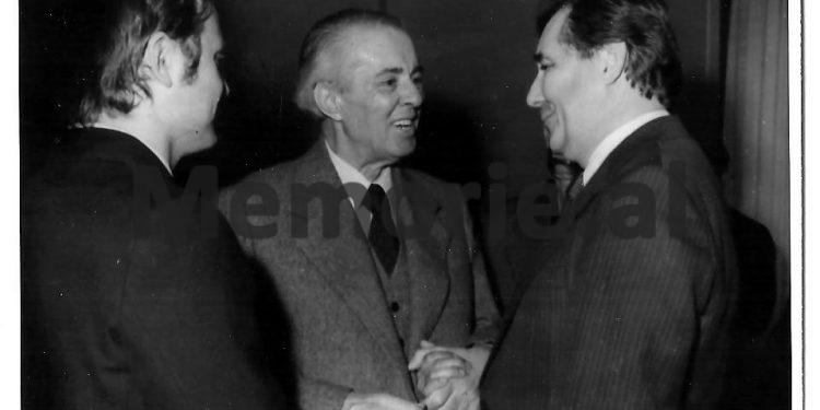 “Për Mijalin, polakët përzunë ambasadorin tonë Koço Prifti, dhe Hysni Kapo më ngarkoi një mision sekret, ku në një pyll jashtë Varshavës,… / Dëshmia e ish-diplomatit