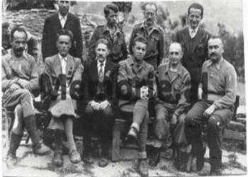 “By order of Enver, my brother, commander of the ‘Plaka Çeta’ of Vlora, was killed, when they surrounded the village, the partisans were singing; “Gjorm’s sons where they come” / Rare testimony