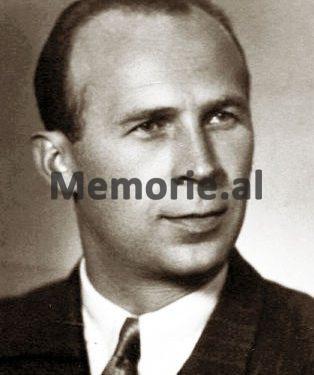 “Si e shoqërova për 12 vite krye-komunistin e Polonisë, që rrinte ilegalisht në vila sekrete, ku vinin Enveri, Hysniu, Ramizi dhe…”/ Dëshmia e rrallë e përkthyesit