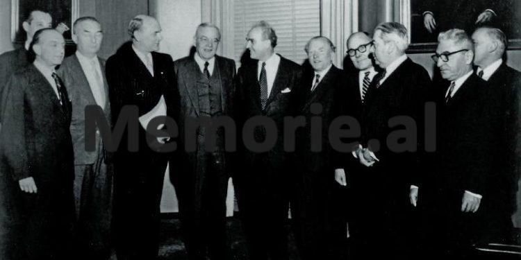 Historia e panjohur e katër shqiptarëve të diasporës: Nga vëllezërit dibranë, Kumbarçe, te prof. Beqiraj nga Vlora që dha leksione në disa universitete të botës dhe ing. Vasil Gërmenji