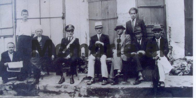 “Enveri pushkatoi dhe burgosi të gjithë shokët e Qemalit, shoqëruesin e tij dhe familjen tonë, unë u dënova katër herë me burg politik, sepse…” Dëshmia e korrierit