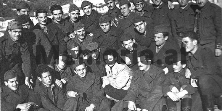 “Në Plenumin e Beratit Enveri u përjashtua nga funksionet drejtuese në Parti, por ai gati i përlotur, u lut që ….”/ Dëshmia e rrallë e ish-zv/ministrit të Brendshëm, miku i ngushtë i Malëshovës