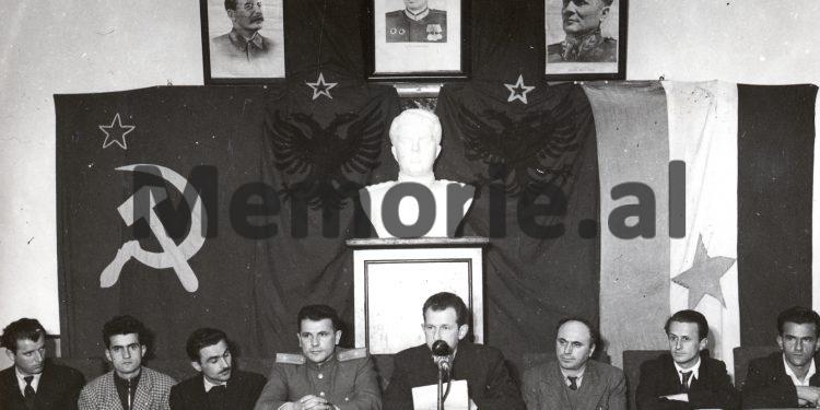 “Enveri u prish me Tukun e Bedriun për foton e Spiro Kolekës dhe para gjyqit, i tha Aranit Çelës…”/ Dëshmia e ish-nënkryetarit të Gjykatës