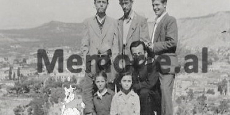 “Grupi i agjentëve polakë’, në ’75-ën ishte hakmarrje e Enverit ndaj Gomulkës, por ndërhyri Hysni Kapo që tha…”/ Dëshmia e rrallë e ish-ambasadorit