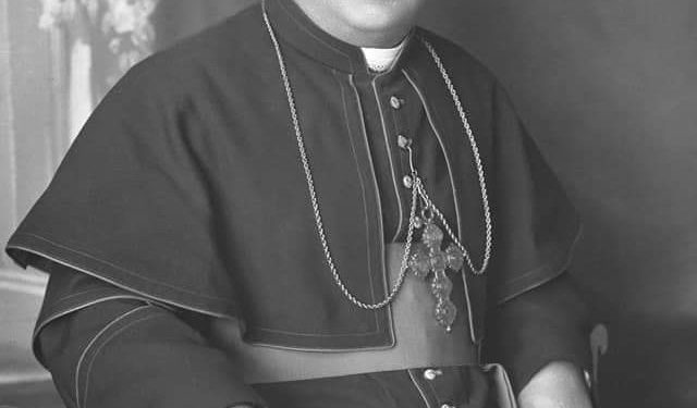 “Çfarë bisedova me Monsinjor Thaçin e Vinçens Prenushin në zyrën time, kurse Sali Myftija dhe Hafiz Ali Tari, janë…”/ Dokumentet e panjohura