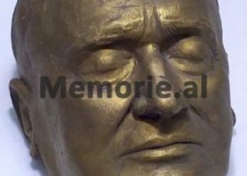 “Në qelitë e burgut në Shkodër pasi më lidhën këmbë e duar me tela, më torturuan barbarisht dhe…”/ Historia e panjohur e shkodranit që ruajti maskën e Fishtës