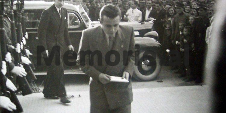 “Enveri u prish me Tukun e Bedriun për foton e Spiro Kolekës dhe para gjyqit, i tha Aranit Çelës…”/ Dëshmia e ish-nënkryetarit të Gjykatës