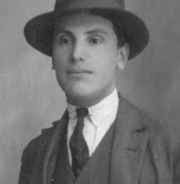 “Manastiri i Shën Naumit, Poradeci mbi liqenin e kristaltë dhe kostumet e grave të bukura të Dardhës, si tonat në Val d’Aosta,….”/ Reportazhi i panjohur i studiuesit italian