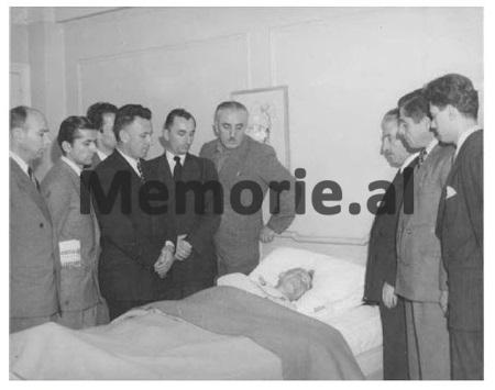 Historia e panjohur e katër shqiptarëve të diasporës: Nga vëllezërit dibranë, Kumbarçe, te prof. Beqiraj nga Vlora që dha leksione në disa universitete të botës dhe ing. Vasil Gërmenji