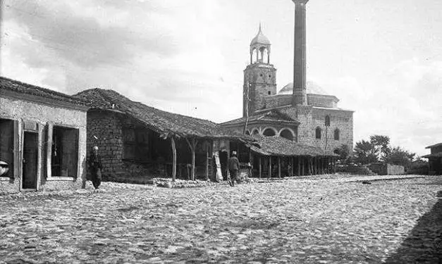 “Nga 1536 objekte kulti funksionale, 294 janë monumente kulture, por këto janë shumë dhe…”/ Relacioni i ministrit Deljana në ’67-ën
