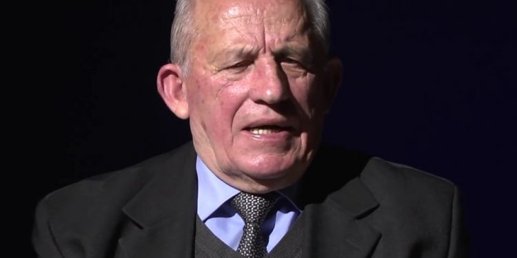 “Kur gjyshin e dënuan me 101 vite dhe të birin e tij, me vdekje, ai i kërkoi gjykatës, që ai të pushkatohej e të birit t’i falej jeta dhe Aranit Çela e pranoi…”/ Ngjarja e rrallë e familjes Gjonmarkaj