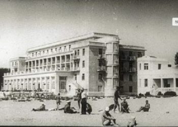 “Kosovarët të vijnë si turistë dhe të bëjnë propagandë të mirë, por sigurisht Sigurimi Shtetit do ketë telashe…” /Raporti sekret i ministrit, Fecor Shehu në 1980-ën