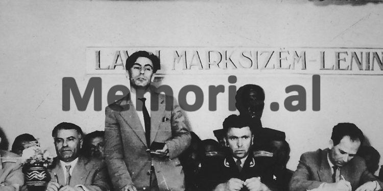 “Pasi e burgosën shtatë herë, në ’74-ën, Sigurimi e zhduku pa gjurmë babanë tim, kapiten Sami Bineri, kurse mua që isha shtatzënë, më…”/ Dëshmia tragjike e së bijës