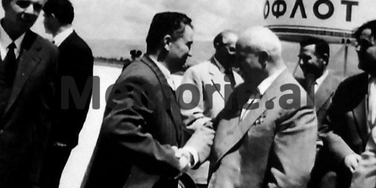 “Ç’deshe ti Liri te diplomati sovjetik, apo siç thanë shokët, kërkon t’i zësh vendin e Enverit, dhe…”/ Mbledhja  që ‘kryqëzoi’ anëtaren e Byrosë