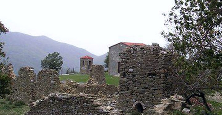 Kurbini, me mrekullitë natyrore që ofron laguna e Patogut dhe malet mbi lumin Mat, agroturizmi e prodhimet bio, një parajsë turistike, sa afër dhe larg Tiranës! (fotot e rralla)