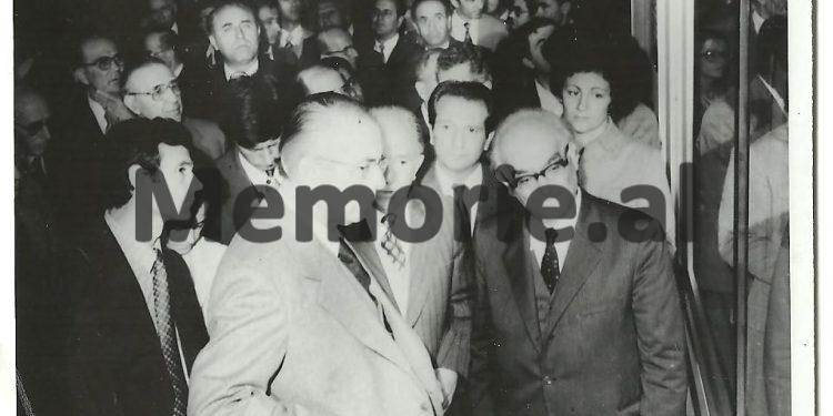 “Muzeu Historik Kombëtar nuk duhet të ketë xhamllik në katin e parë, që të duken si vitrina dyqanesh, por…”/ Fjala e Enverit në Byronë Politike