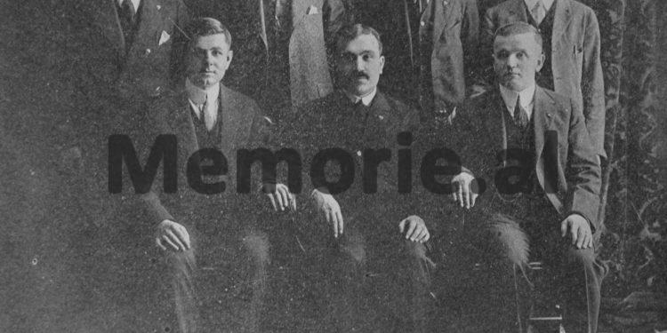 Letra e rrallë e Nolit: “Miku im, këtë letër do ta sillja kur të vij në Shqipëri, por…”/ Dëshmia e nipit, për sekretarin e “Vatrës”, dhe deputetin që s’pranoi postin e Enverit