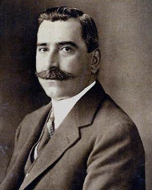 Kur malsorët e Hotit, Trieshit dhe Grudës, me në krye Patër Anton Harapin, Fishtën dhe Gurakuqin, në vitin 1918 i dërguan një memorandum Kancelarive të Perëndimit