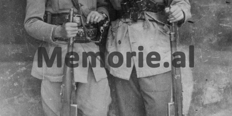 “Një javë para ngjarjes së 18 dhjetorit ‘81, im atë, e parandjeu vrasjen e vëllait, Mehmetit dhe më tha…”/ Dëshmitë e nipit të ish-kryeministrit Mehmet Shehu