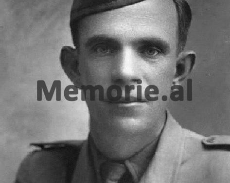 “Kam gjykuar dhe ekzekutuar kushëririn tim të dytë edhe dajën e gruas sime, e kam dënuar 10 vite si armik dhe…”/ Zbulohet autobiografia e “Gjeneralit xhelat”, të diktaturës