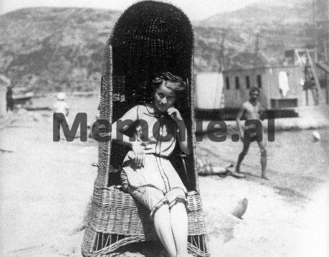 “Qeveria Mbretërore ka urdhnue Kryetarin e Bashkisë së Durrësit, të shkojë jashtë Shtetit, për me studiue plazhet që i përshtaten vendit t‘onë…/ Reportazhi i revistës “Drini” në 1939-ën