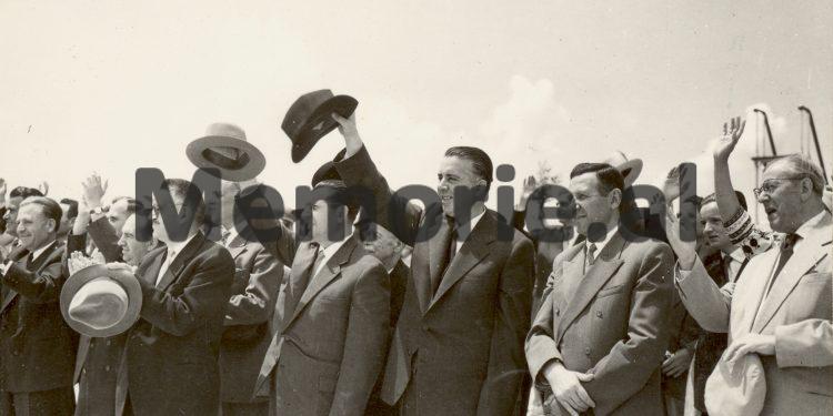 Letra e Enverit për Hrushovin: “Një ish-diplomat polak në Tiranë, hyri në përfaqësinë tonë në Varshavë dhe nxorri pistoletën për të vrarë ambasadorin, por…”