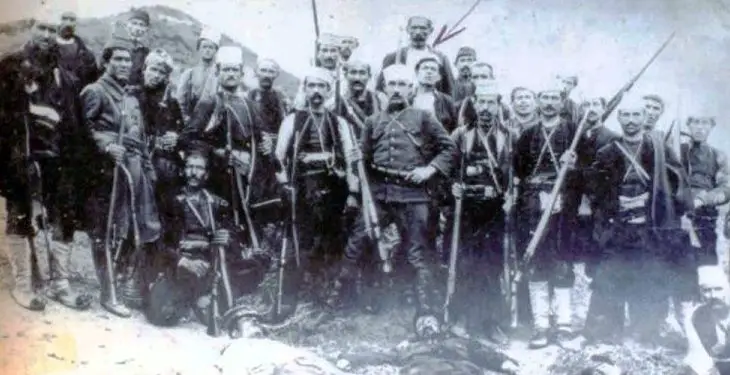 “Babai im, priti dhe ndihmoi me para Ismail Qemalin në 1912-ën, strehoi popullsinë çame në 1914-ën, financoi Luftën e Vlorës në ’20-ën dhe vdiq në mjerim …”/ Historia e panjohur pasanikut vlonjat