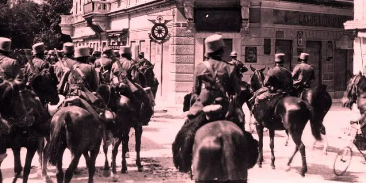 “Babai im, priti dhe ndihmoi me para Ismail Qemalin në 1912-ën, strehoi popullsinë çame në 1914-ën, financoi Luftën e Vlorës në ’20-ën dhe vdiq në mjerim …”/ Historia e panjohur pasanikut vlonjat