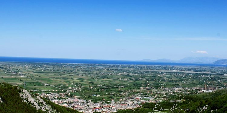 Kurbini, me mrekullitë natyrore që ofron laguna e Patogut dhe malet mbi lumin Mat, agroturizmi e prodhimet bio, një parajsë turistike, sa afër dhe larg Tiranës! (fotot e rralla)