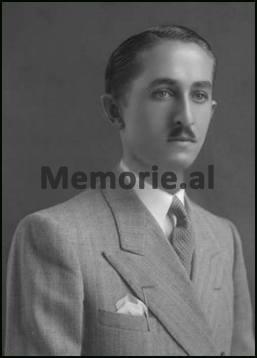 “Kur gjyshin e dënuan me 101 vite dhe të birin e tij, me vdekje, ai i kërkoi gjykatës, që ai të pushkatohej e të birit t’i falej jeta dhe Aranit Çela e pranoi…”/ Ngjarja e rrallë e familjes Gjonmarkaj