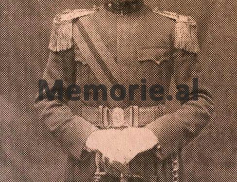 “Me porosinë e Naim Frashërit, gjyshi im hapi shkollat shqipe në krahinën e Dangëllisë, por regjimi komunist na…” / Dëshmia e rrallë e të birit të oficerit të Zogut