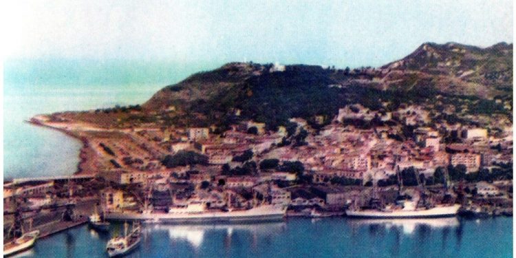 Si u ‘ri luajt’ në situata reale “Dueli i heshtur” në janarin e ’89-ës me anijen “Dukati”, që mbërriti në Brindisi me 7 pjesëtarë të ekuipazhit peng…?!