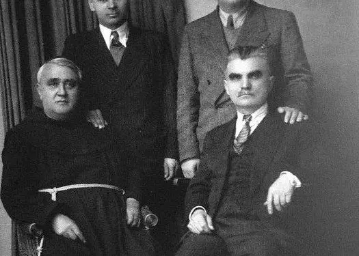 “Edhe po të pranojmë se Noli pat njolla, themelimi i ‘Dielli’-t, pranimi n’Lidhjen e Kombeve dhe Autoqefalia, tre veprat e shkëlqyeshme, krejt i’a shlyejn…”/ Shkrim i panjohur i Koliqit