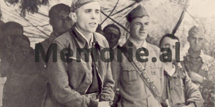 “Po ja…, edhe ne 10 korrikun po festojmë këtu në Brrakë…”/ Kur gjeneral Spiro Moisiu refuzoi Enverin dhe s’shkoi në ‘Pallatin e Brigadave’